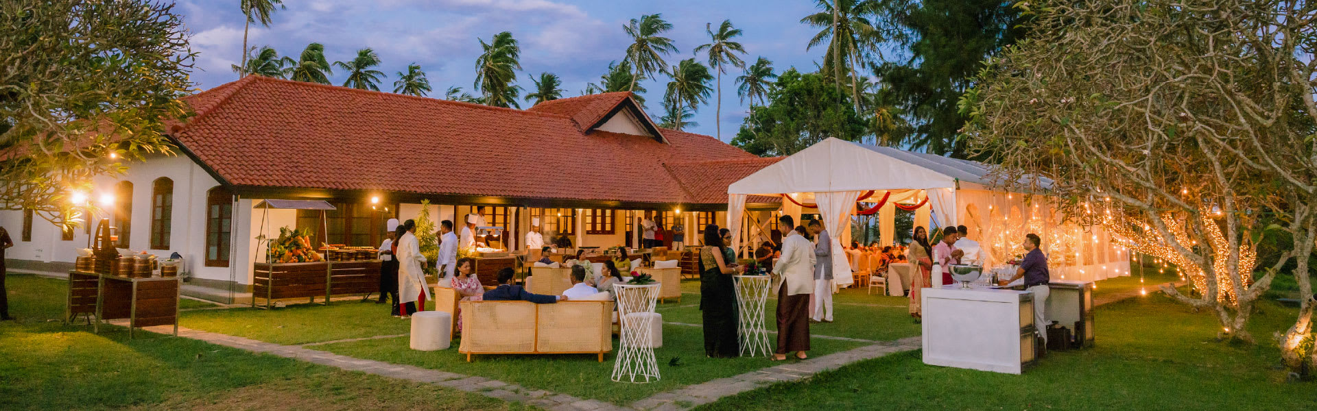Outdoor wedding reception at Anantara Peace Haven Tangalle