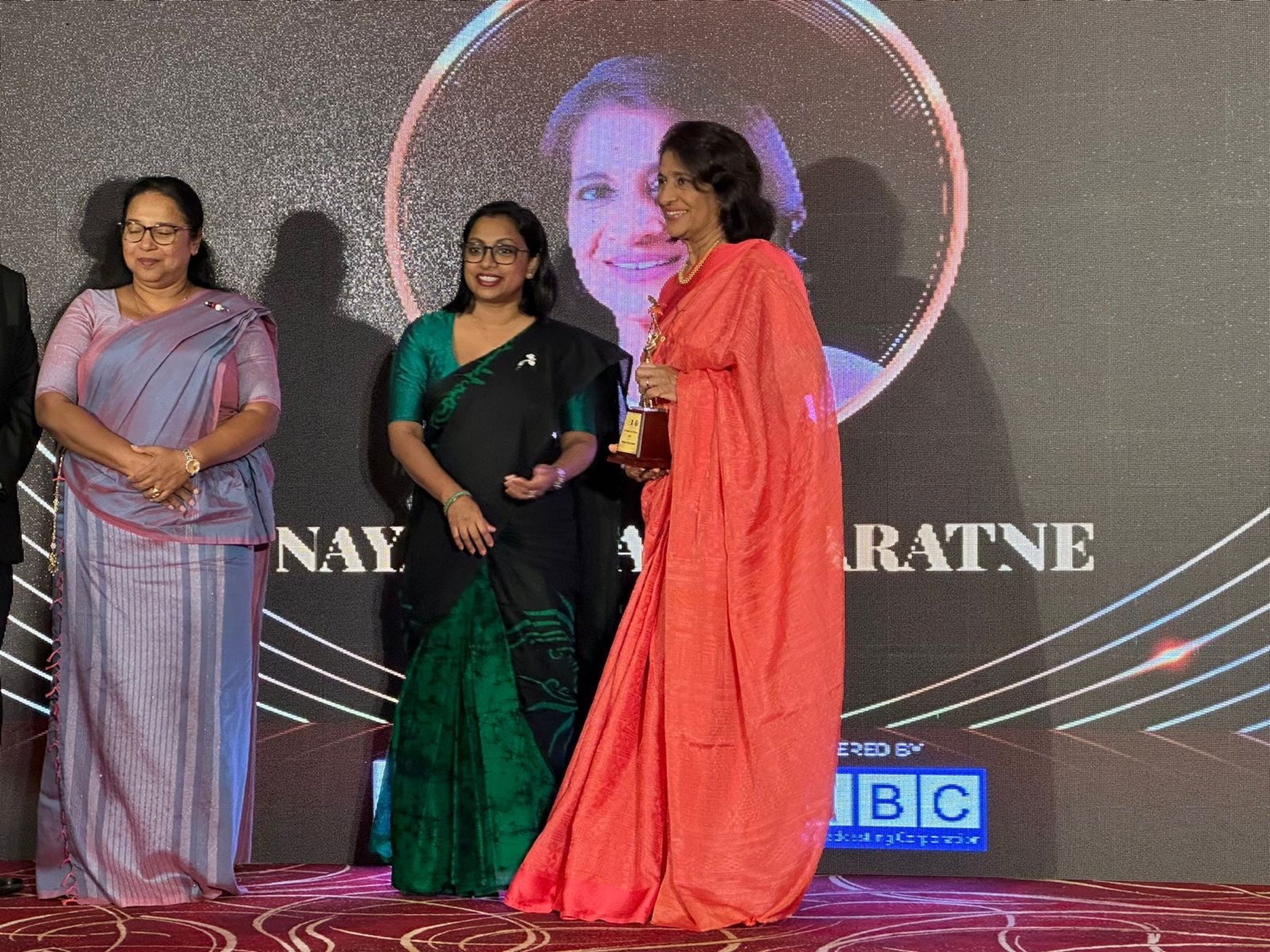 Nayana Karunaratne receiving an industry award